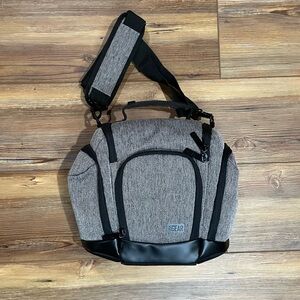 USA Gear Camera Bag Shoulder Strap Padded Case Adjustable Gray Black Lightweight